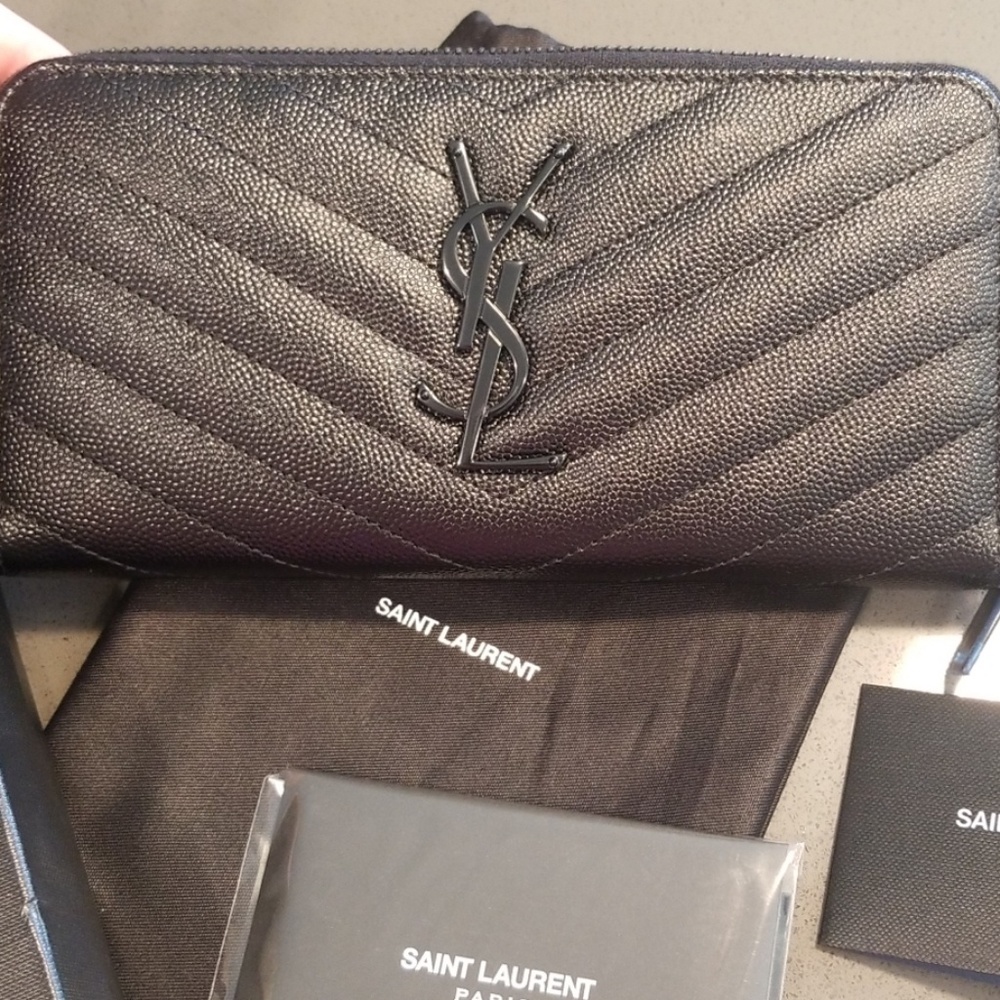 YSL wallet **Made in italy**